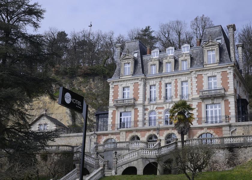 Centre - Loire Valley Rochecorbon Facade