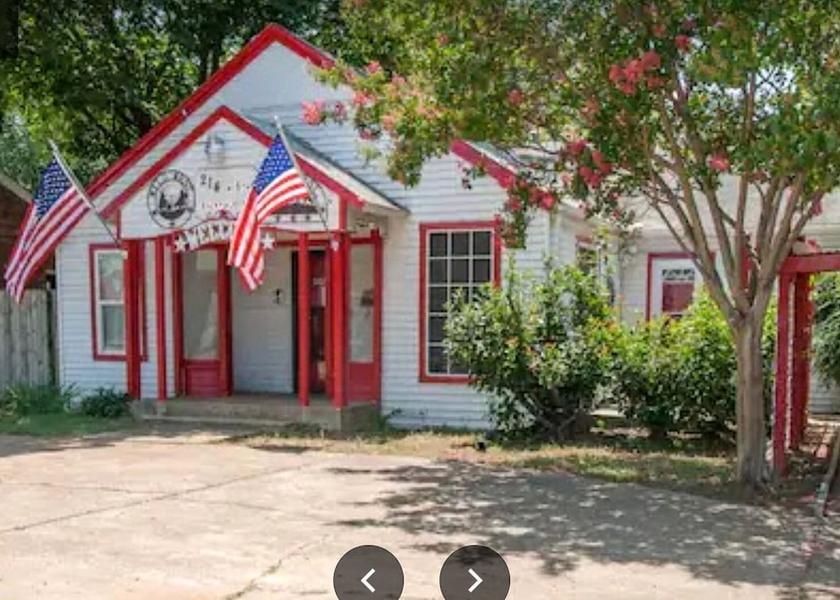 Texas Irving Facade