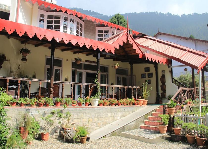Uttarakhand Nainital Hotel Exterior