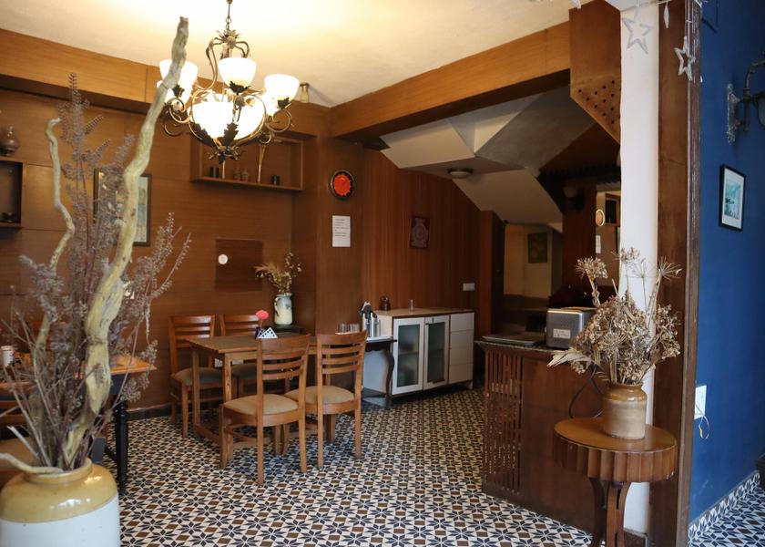 Uttarakhand Nainital Food & Dining