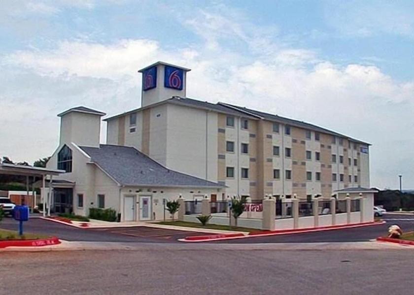 Texas Marble Falls Exterior Detail