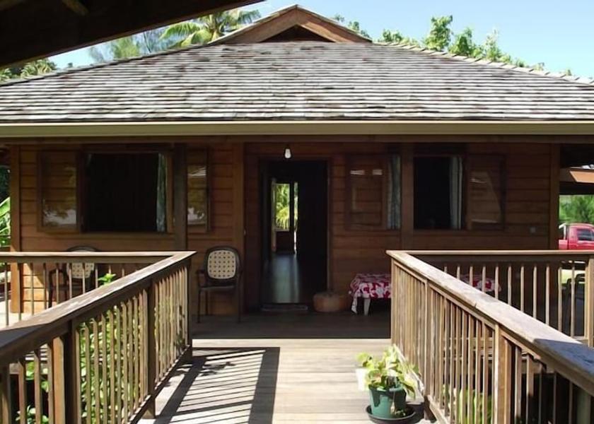 Windward Islands Moorea-Maiao Terrace/patio