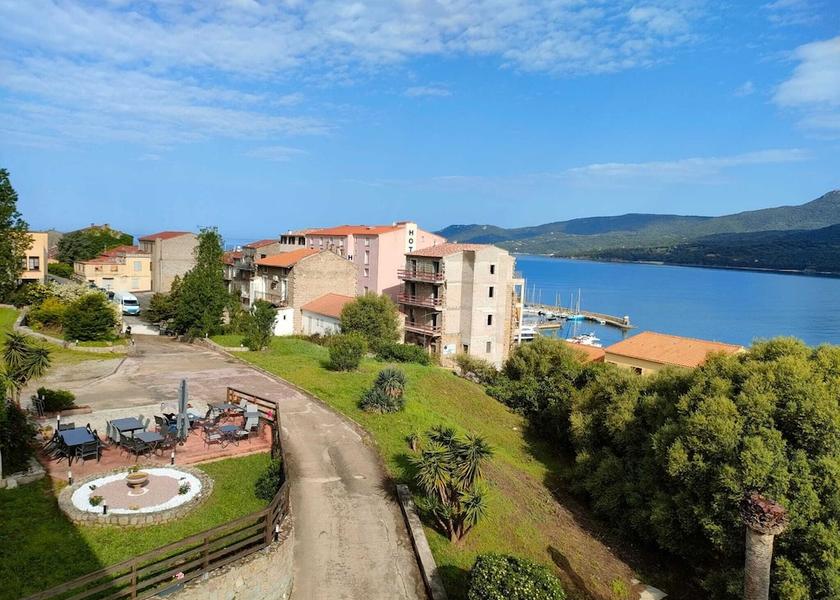 Corsica Propriano Garden