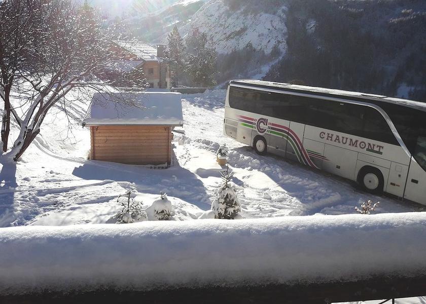 Auvergne-Rhône-Alpes Valloire Parking