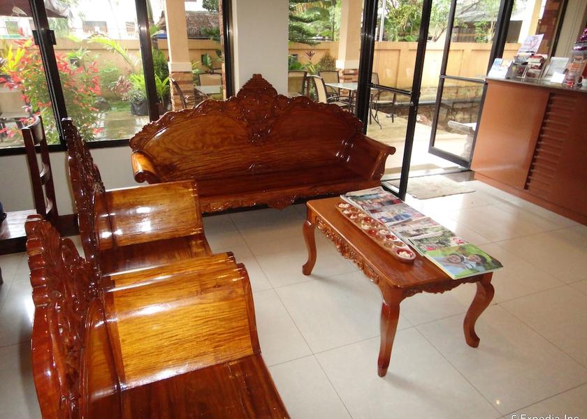 Mimaropa Puerto Princesa Lobby sitting area