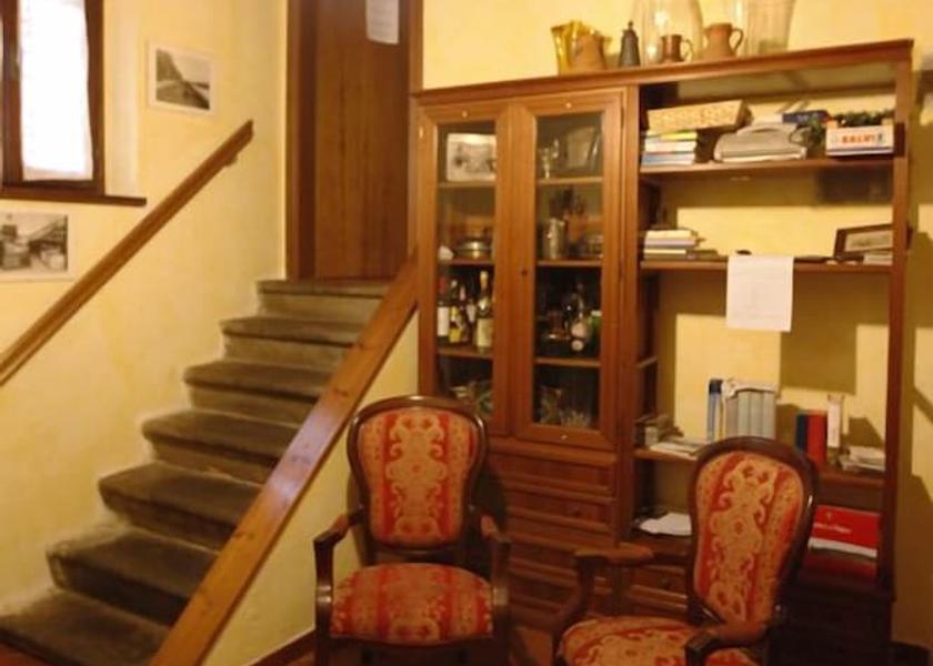 Tuscany Lastra a Signa Interior Entrance