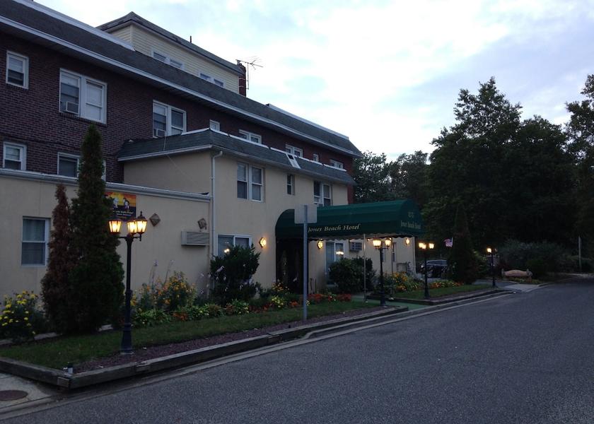 New York Wantagh Primary image