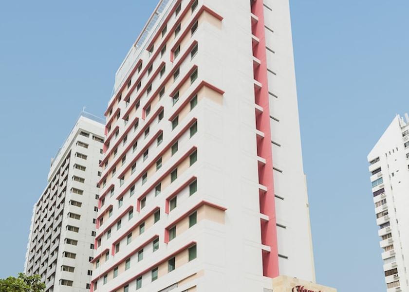 Bolivar Cartagena Facade