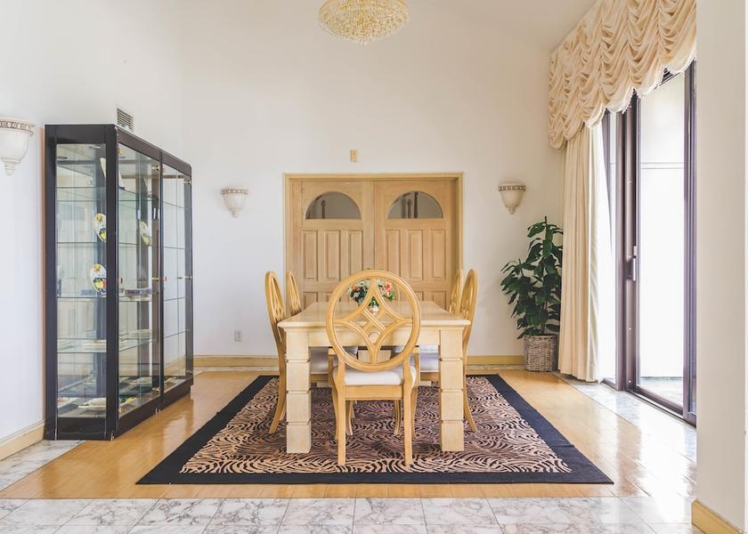  Tamuning Dining room