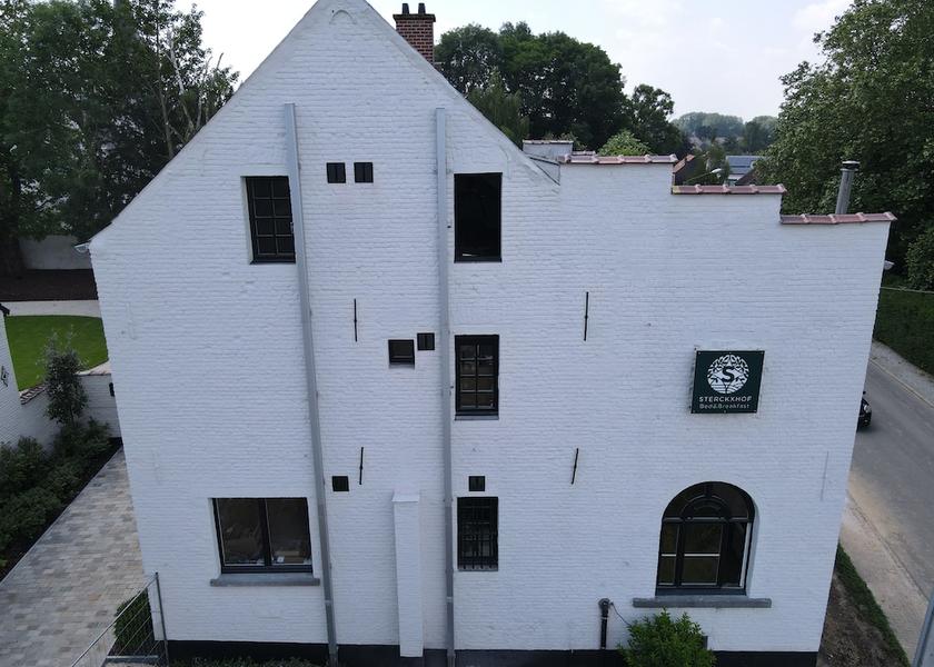 Flemish Region Meise Exterior Detail