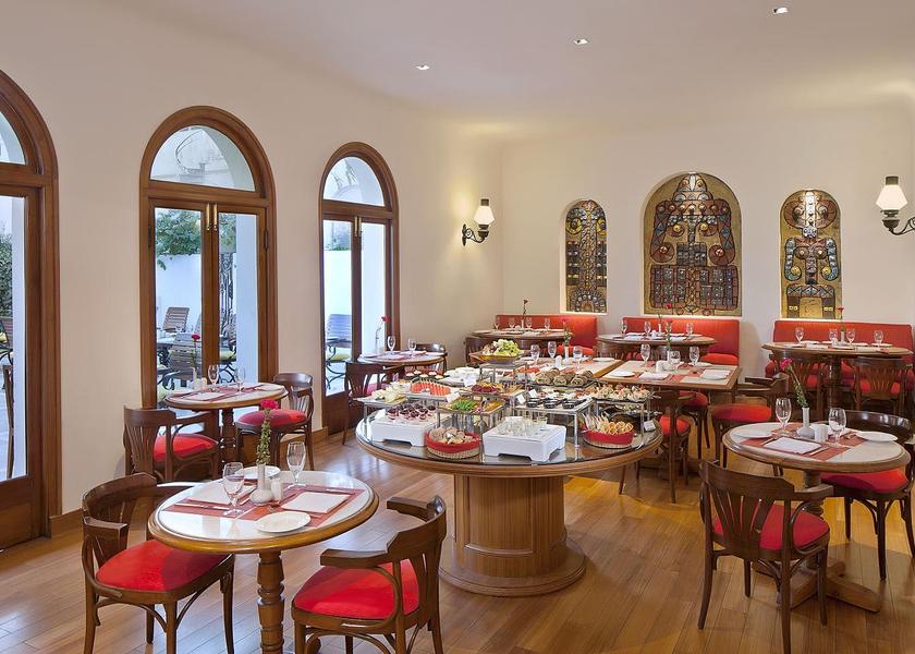 Delhi Delhi Food & Dining