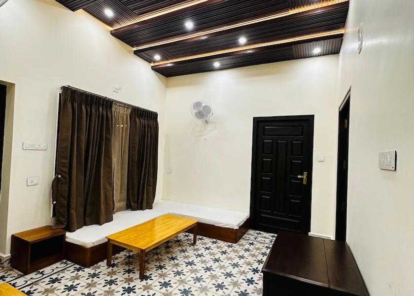 Tamil Nadu Masinagudi Living area