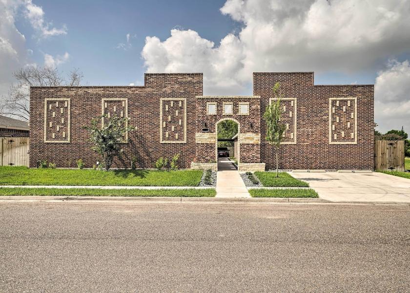 Texas Edinburg Interior Entrance