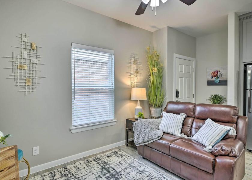 Texas Edinburg Interior Entrance