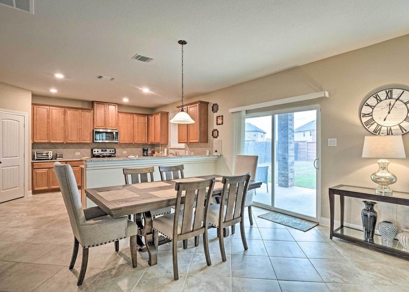 Texas Manor Interior Entrance