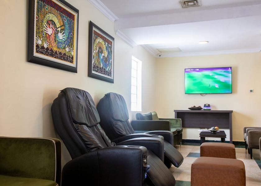 Lagos Lagos Lobby sitting area