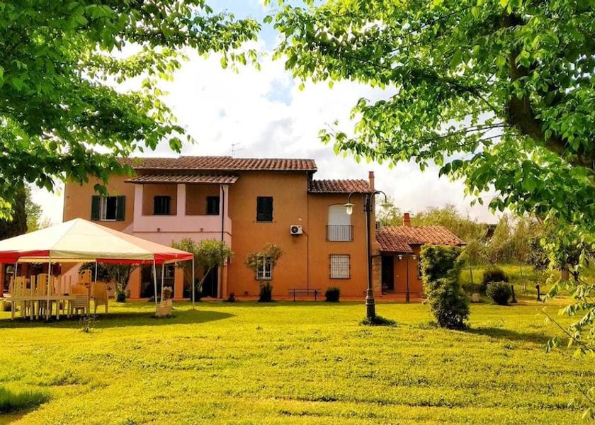 Tuscany San Giuliano Terme Exterior Detail