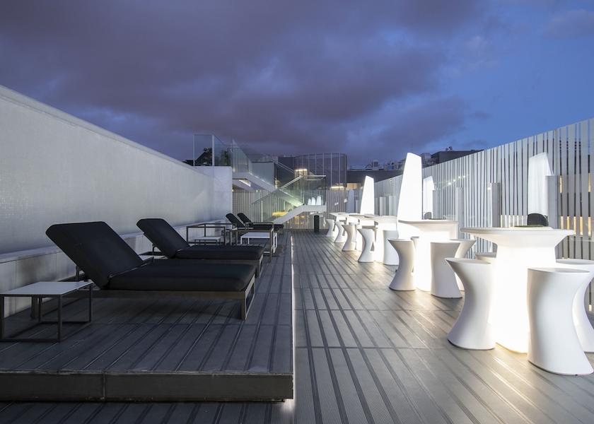  Lisbon Pool