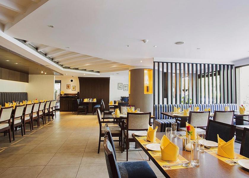 Delhi Delhi Food & Dining