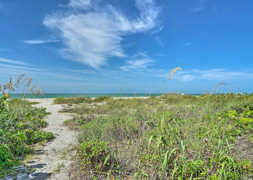 Florida Sanibel Interior Entrance
