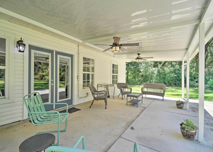 Alabama Fairhope Interior Entrance