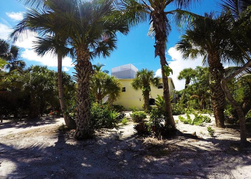 Florida Captiva Exterior Detail