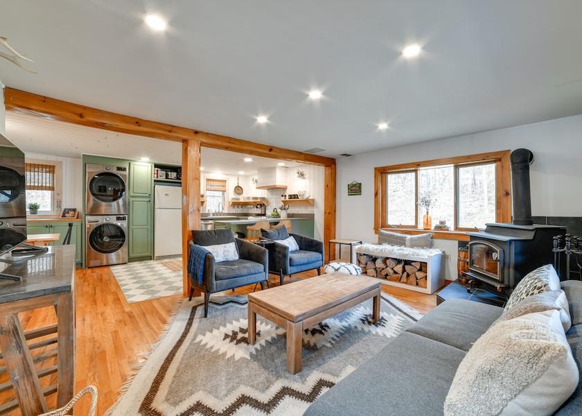 Kentucky Walton Interior Entrance