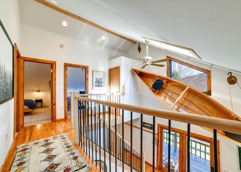 Kentucky Walton Interior Entrance