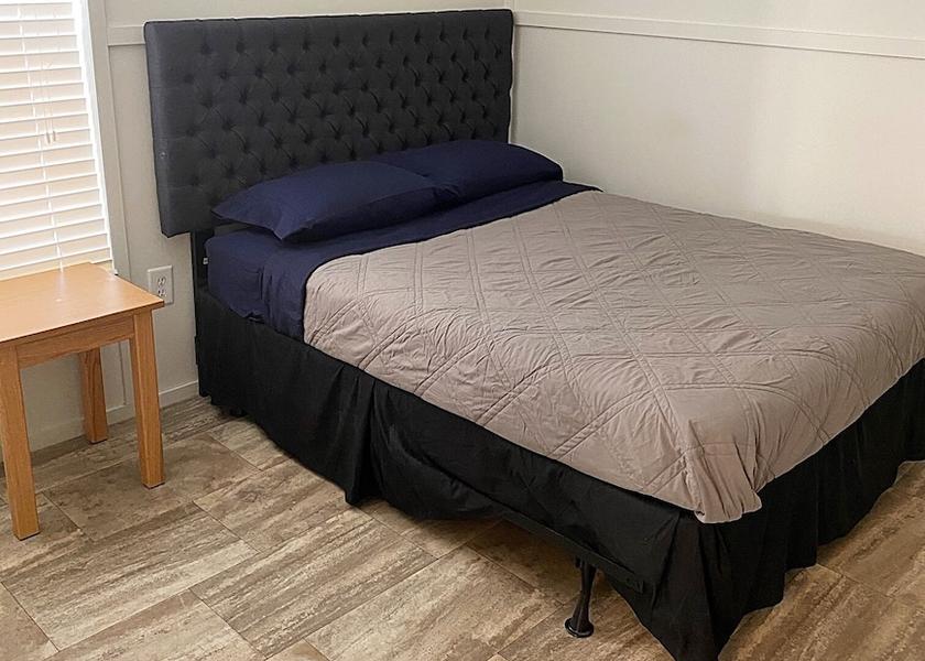 Alabama Gardendale Room