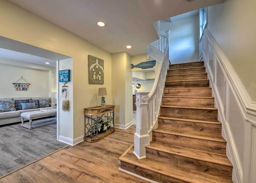 New Jersey Wildwood Crest Interior Entrance