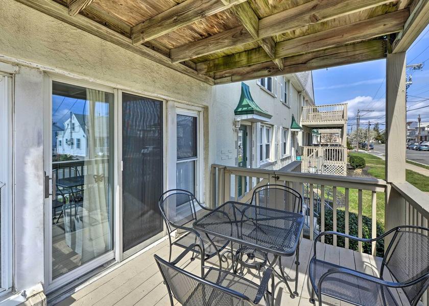 New Jersey Wildwood Crest Interior Entrance