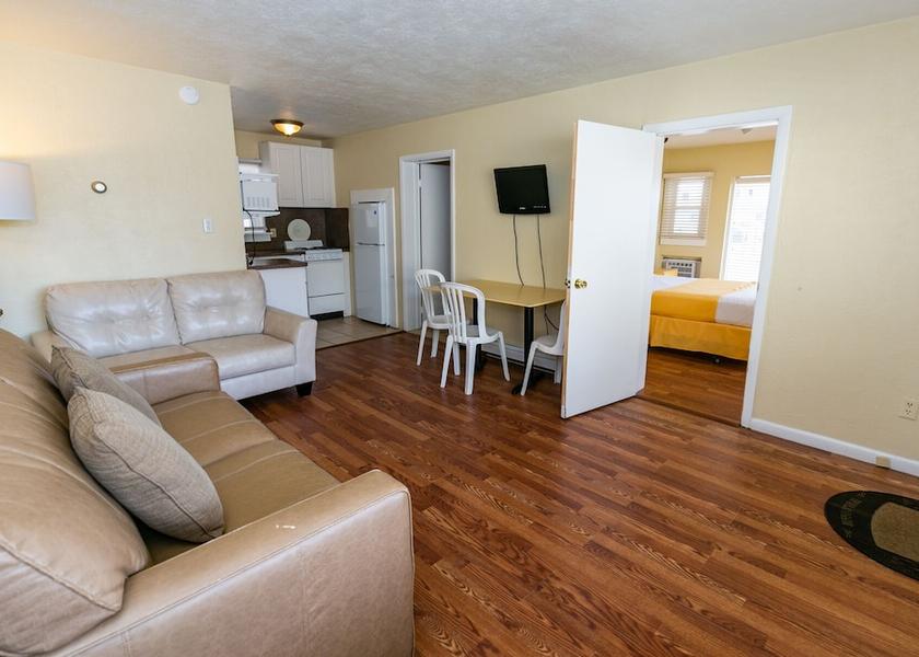 New Jersey Wildwood Crest Living Area