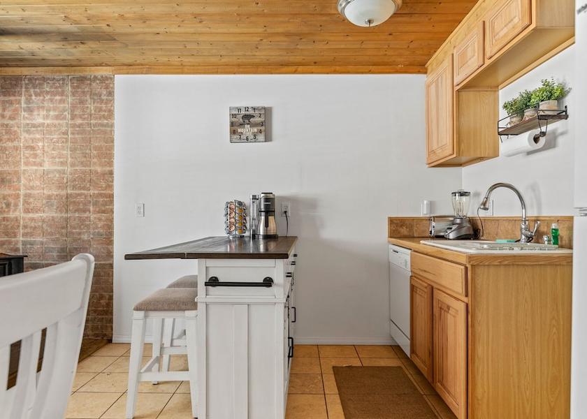 California Big Bear City Kitchen