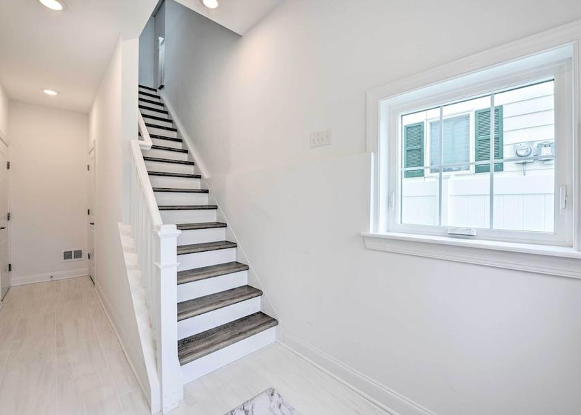 New Jersey North Wildwood Interior Entrance