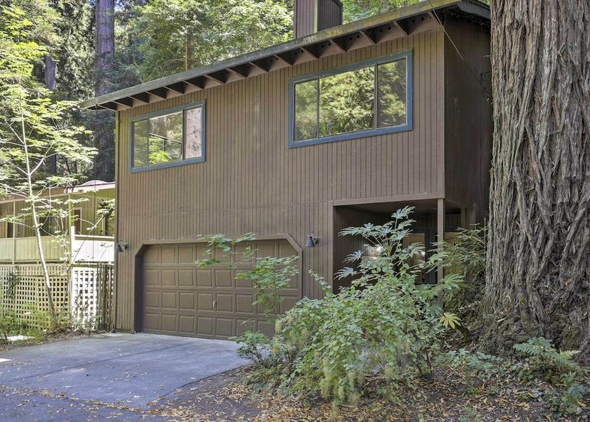 California Guerneville Interior Entrance