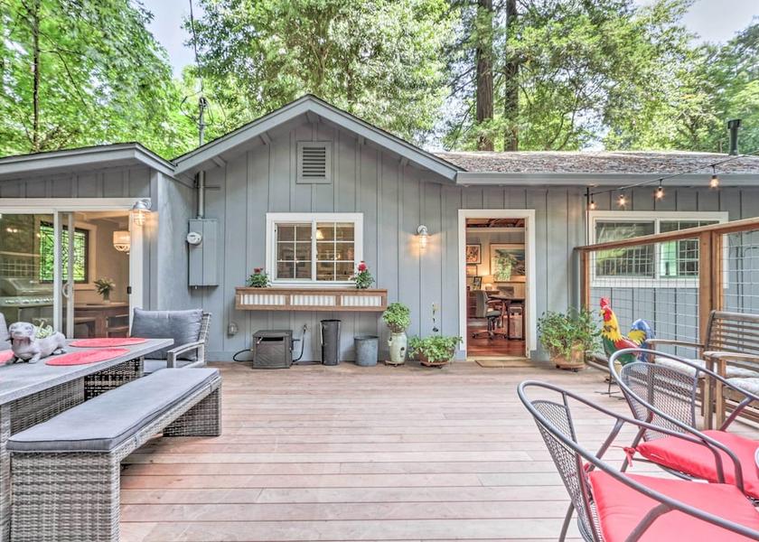 California Guerneville Interior Entrance