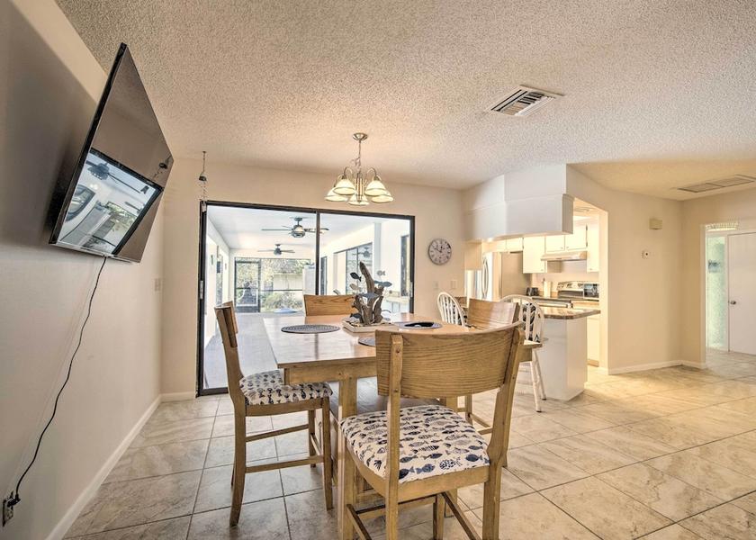 Florida Homosassa Interior Entrance