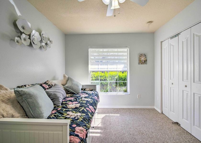 Florida Homosassa Interior Entrance