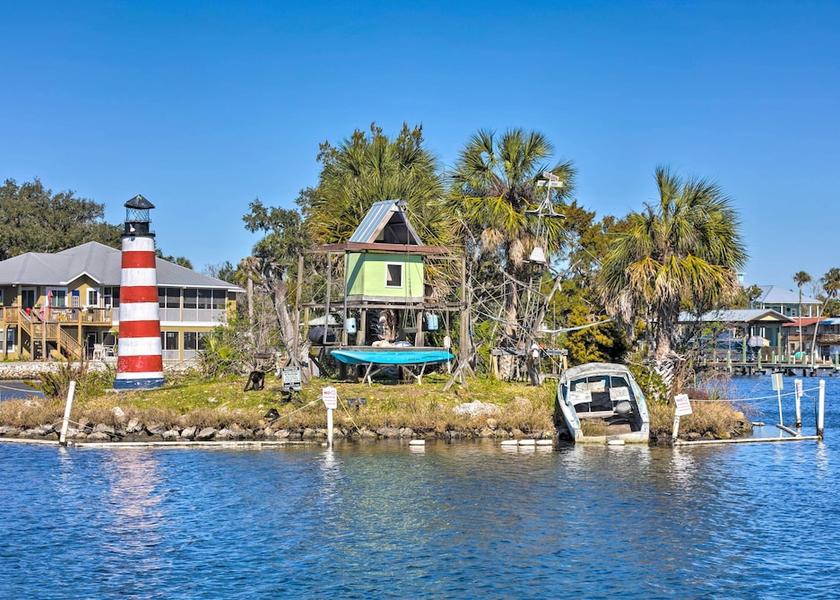 Florida Homosassa Interior Entrance