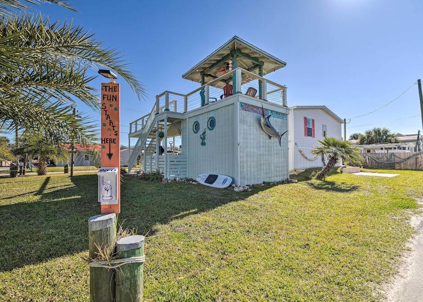 Florida Homosassa Interior Entrance