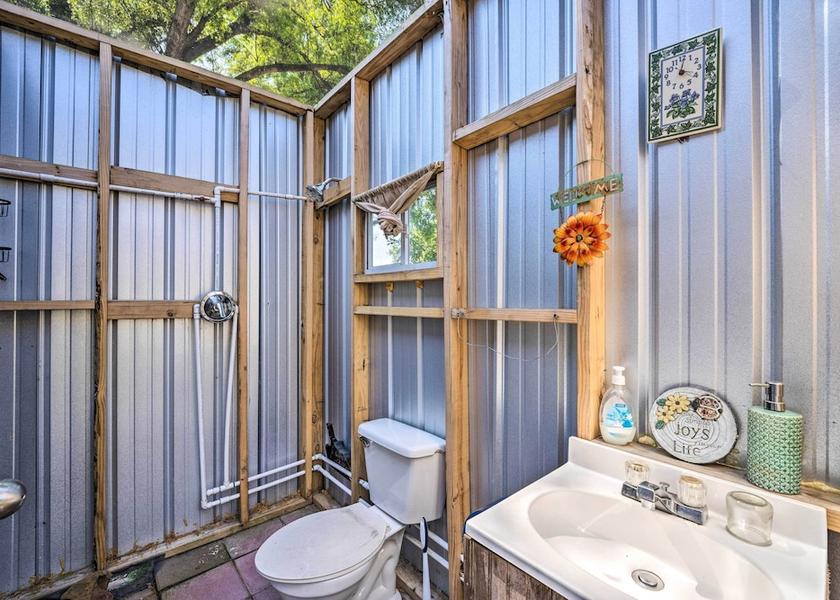 Florida Lady Lake Interior Entrance