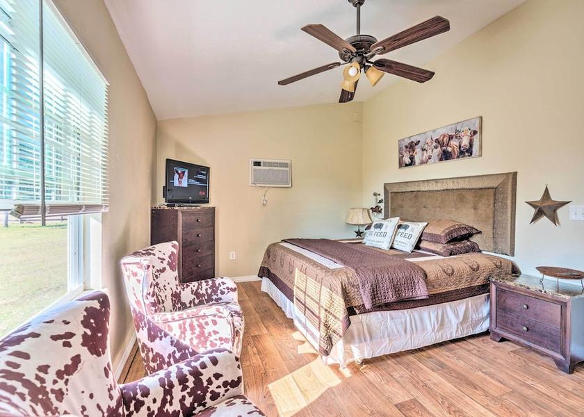 Florida Lady Lake Interior Entrance