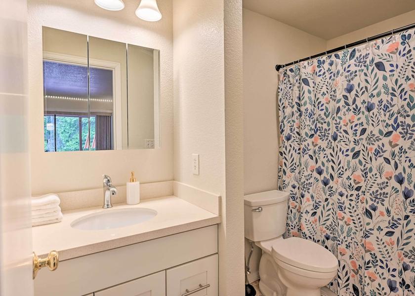 Washington Shoreline Interior Entrance