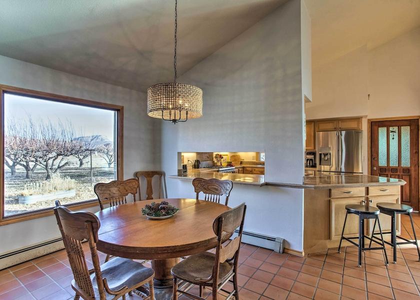 Colorado Palisade Interior Entrance