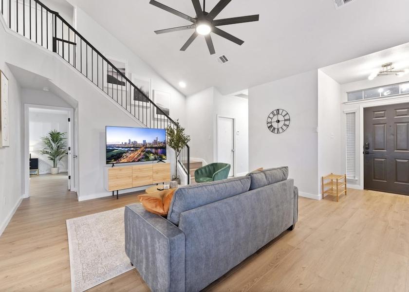 Texas Pflugerville Room