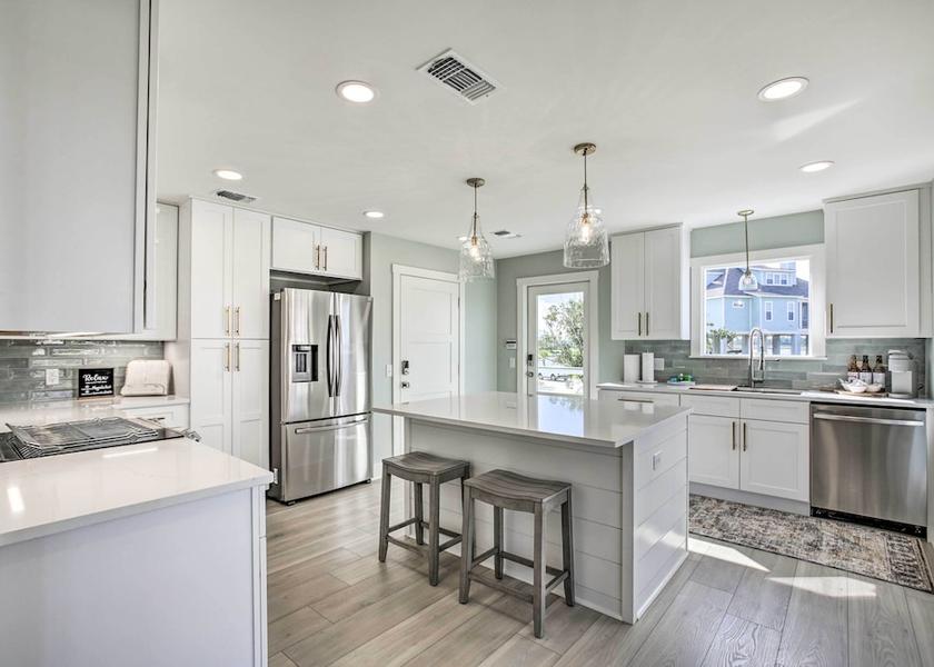 Mississippi Bay St Louis Interior Entrance