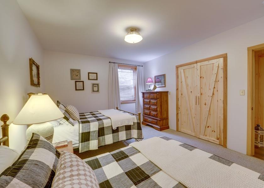 California Tustin Interior Entrance