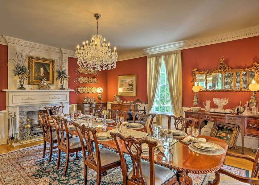 Texas Cedar Hill Interior Entrance