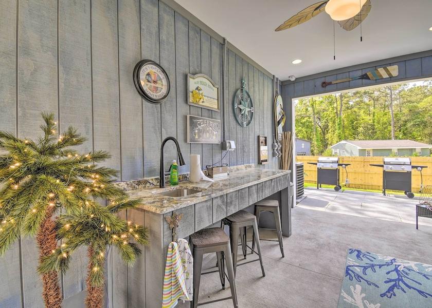 North Carolina Ocean Isle Beach Interior Entrance