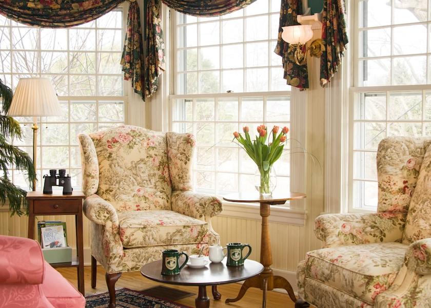 Vermont Manchester Center Interior Entrance